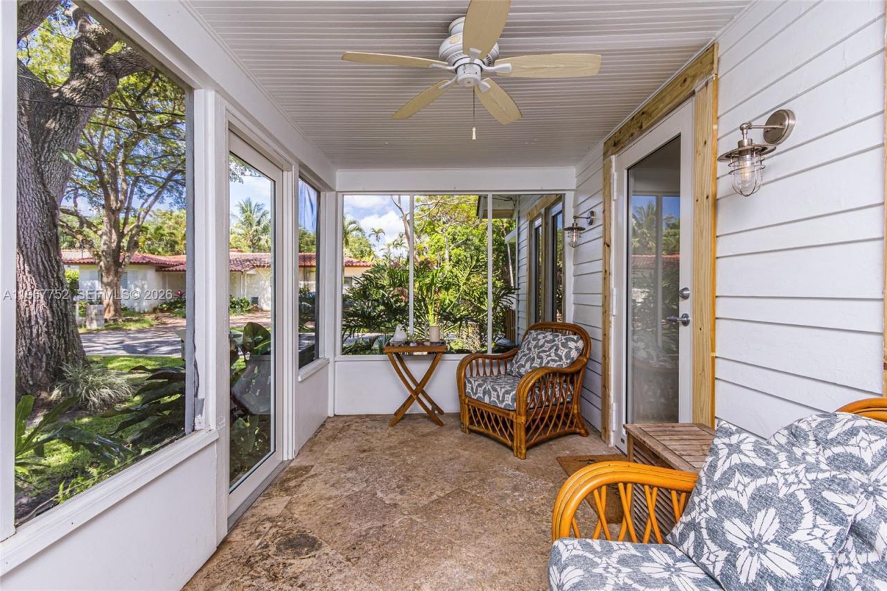 665 NE 120th St, Biscayne Park, FL 33161 Photo