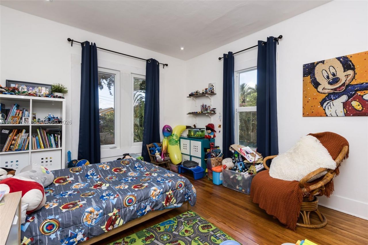 665 NE 120th St, Biscayne Park, FL 33161 Photo