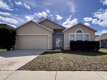 7332 GUM TREE Road, Jacksonville, FL 32244