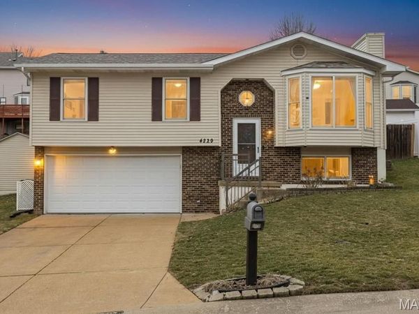 4229 Sunny Glen Court, Arnold, MO 63010