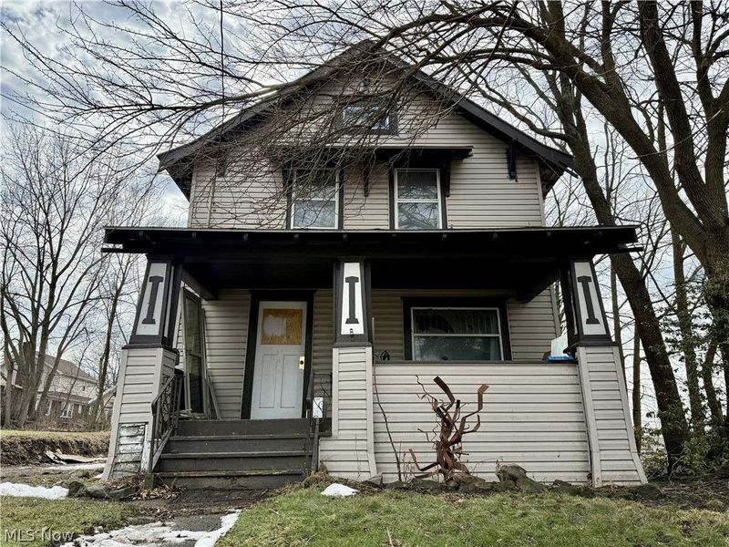 22 Brighton Drive, Akron, OH 44301 Photo 1