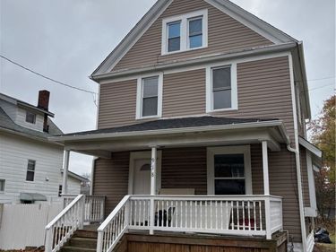 918 Lovers Lane, Akron, OH 44306
