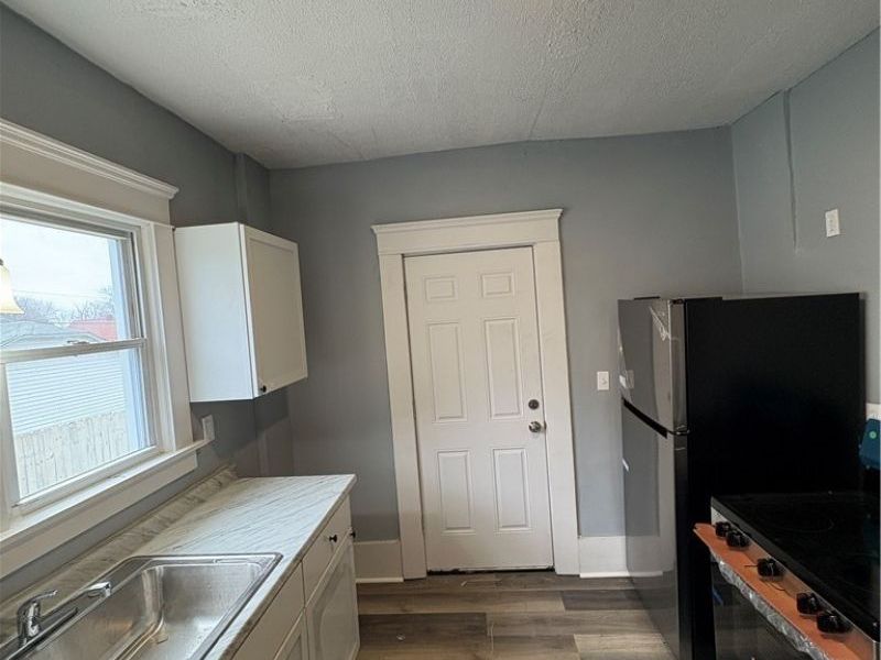 918 Lovers Lane, Akron, OH 44306 Photo 2