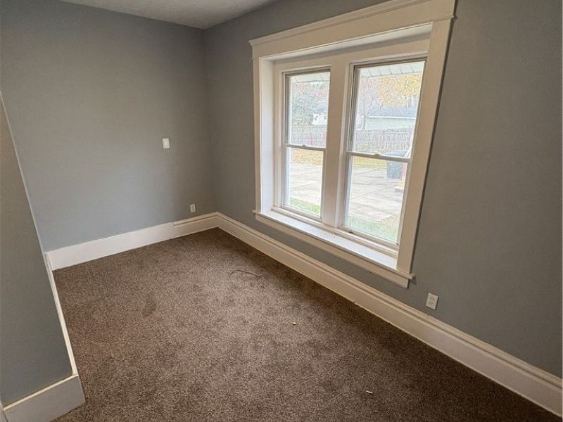 918 Lovers Lane, Akron, OH 44306 Photo 4