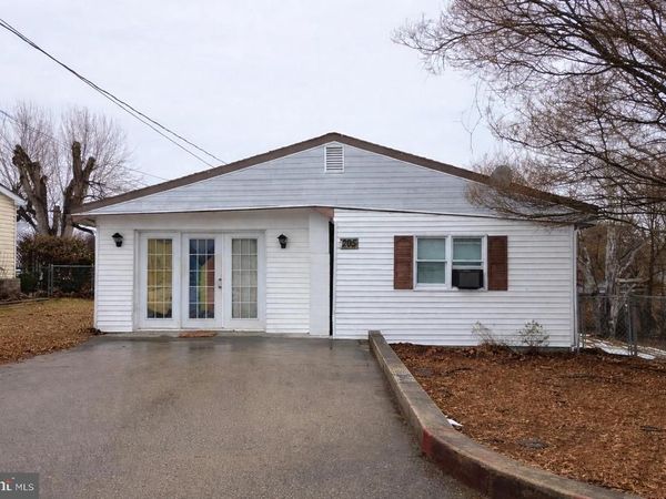 205 W HIGH STREET W , SHARPSBURG, MD 21782