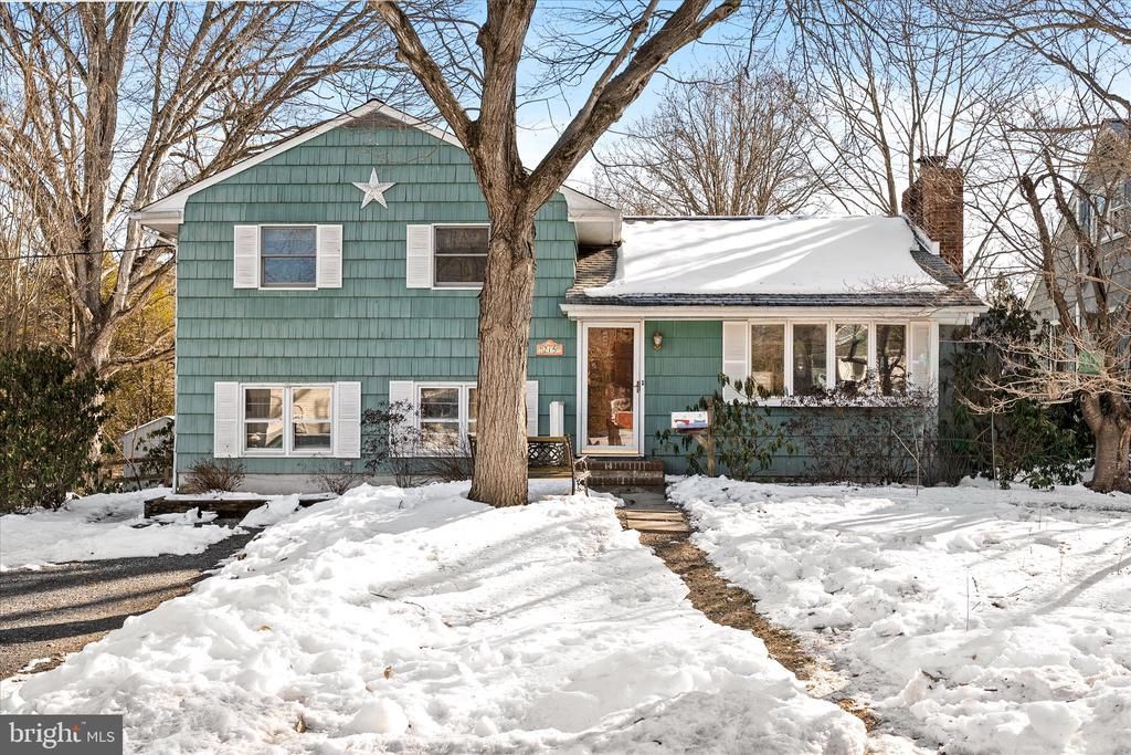 215 Greeley Street, Hightstown, NJ 08520 Main Photo