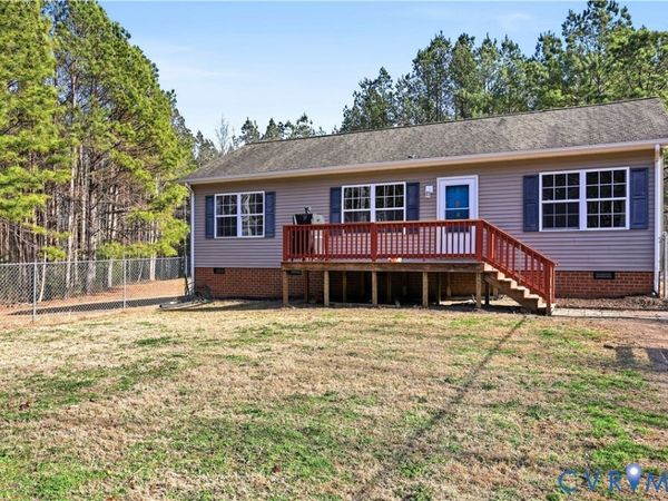 22060 Cabin Point Road, Disputanta, VA 23842