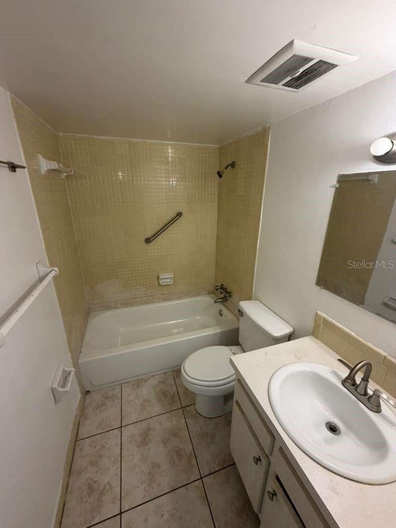 1830 Maravilla Avenue, Unit 309, Fort Myers, FL 33901 Photo