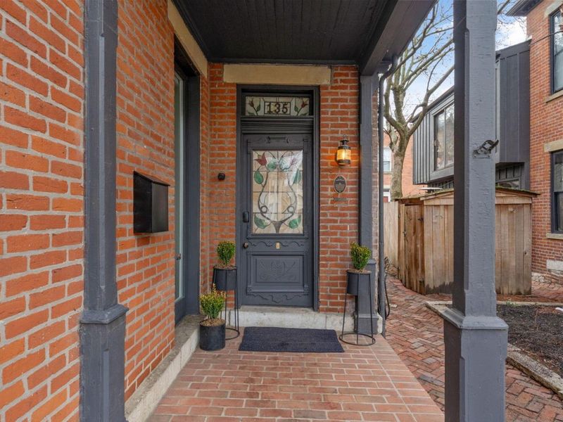 135 E Whittier Street, Columbus, OH 43206 Photo 3