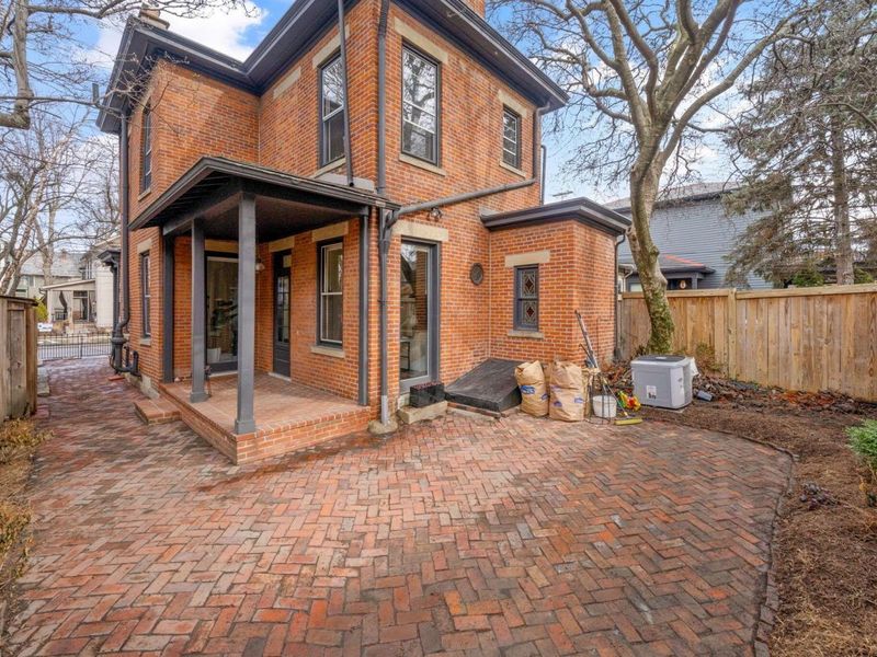 135 E Whittier Street, Columbus, OH 43206 Photo 38