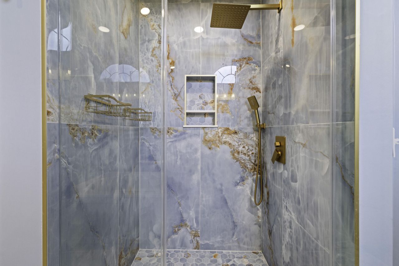 2064 Bancroft Lane Photo 23