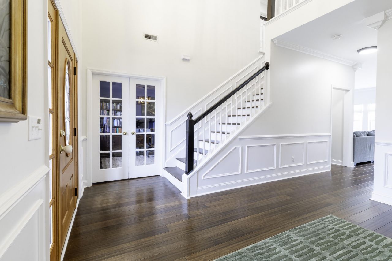 2064 Bancroft Lane Photo 9