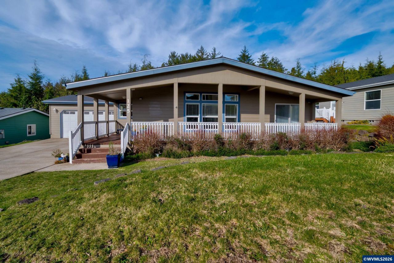 125 SE Whalesong Dr, Depoe Bay, OR 97341 Main Photo