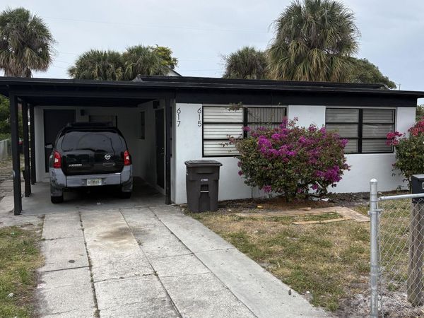 615 52nd Street, West Palm Beach, FL 33407