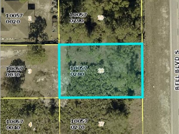 414/416 S BELL BLVD, Lehigh Acres, FL 33974
