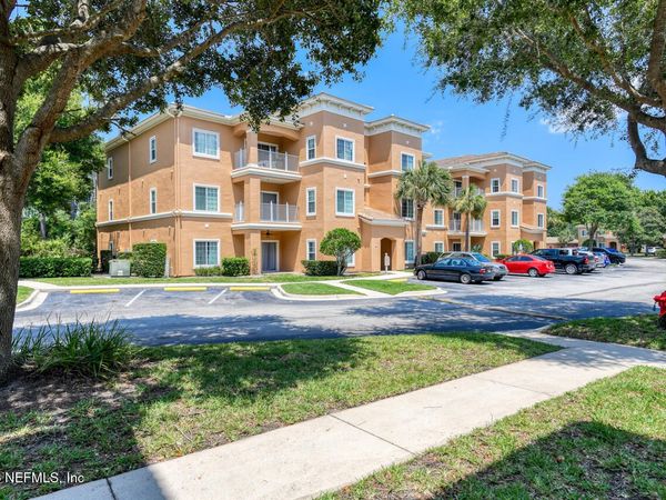 605 FAIRWAY Drive, Unit 203, St. Augustine, FL 32084