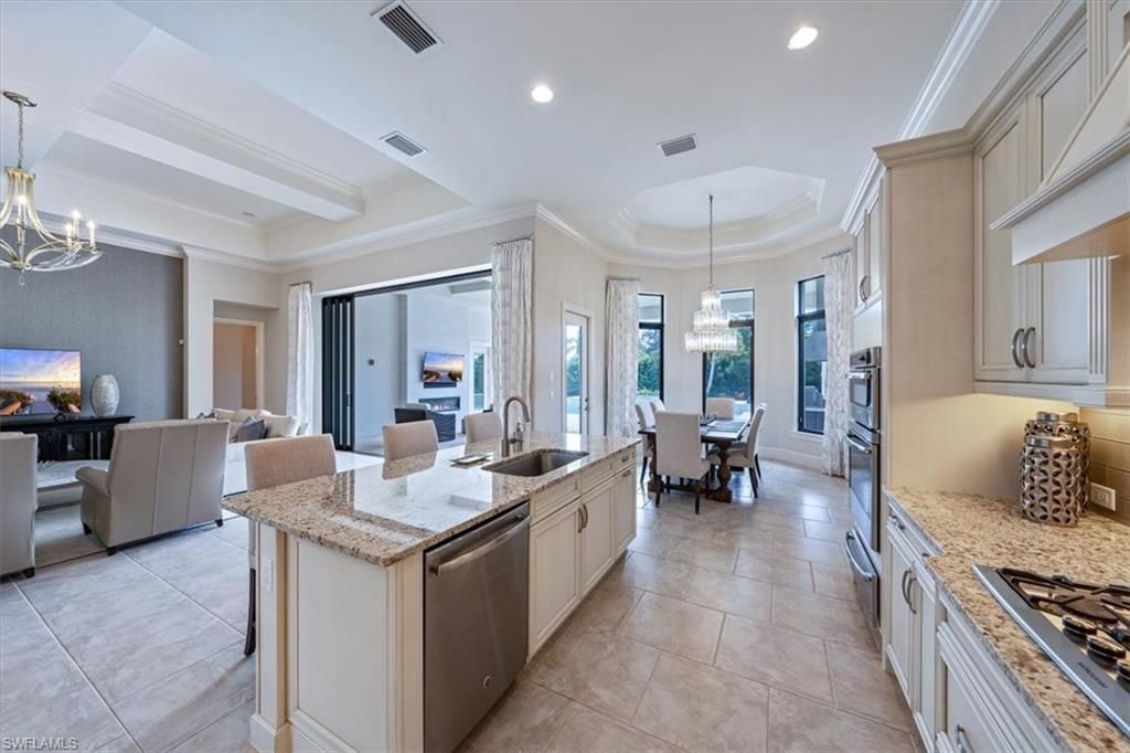 28854 Blaisdell Dr, Naples, FL 34119 Photo