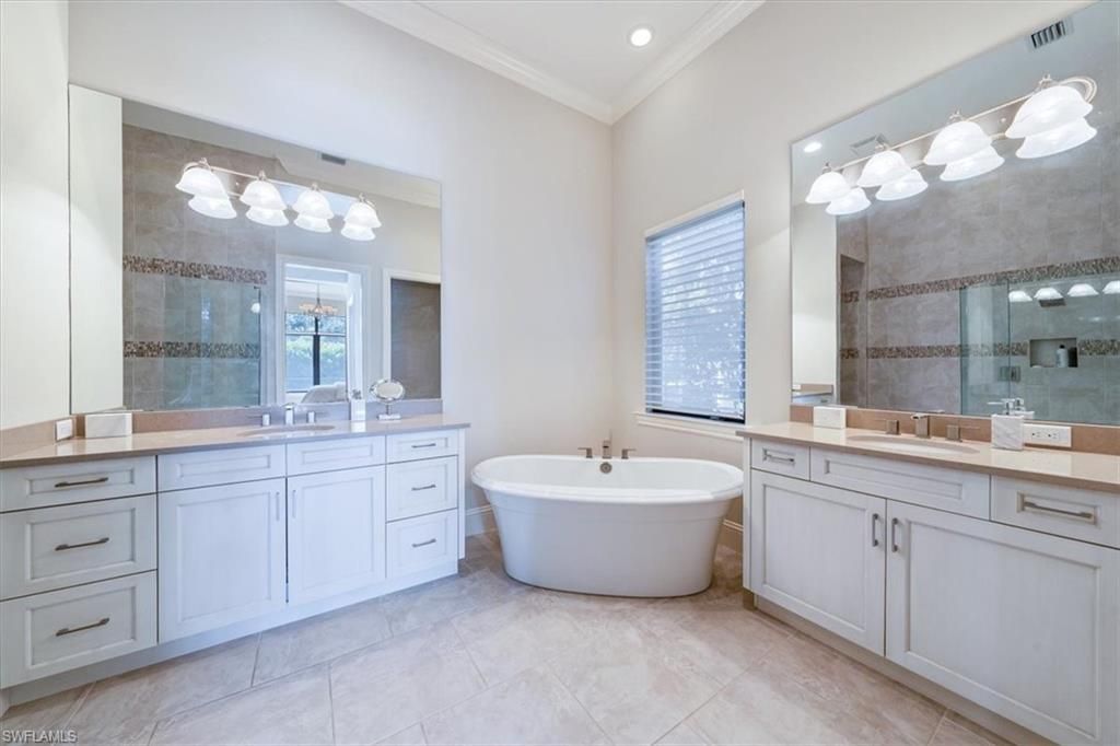28854 Blaisdell Dr, Naples, FL 34119 Photo