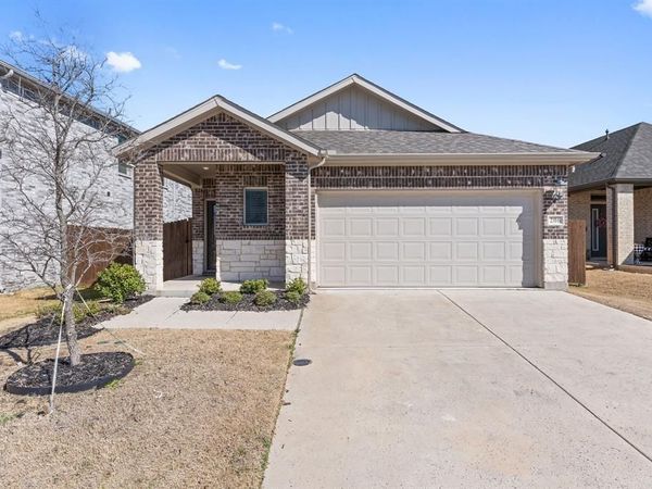 206 Mountain Meadow Lane , Princeton, TX 75071