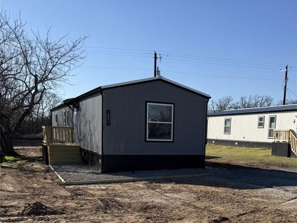 1521 Lark Court , Pelican Bay, TX 76020