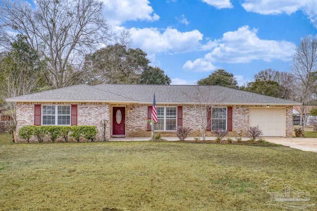 4703 Santa Rosa Dr, Pace, FL 32571 Main Photo