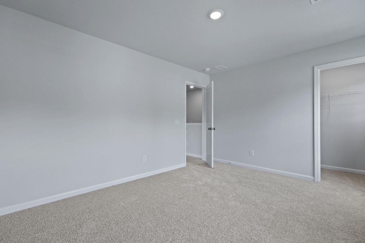 7023 Windham Way Photo 28