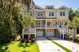 1418 Widows Court photo 4