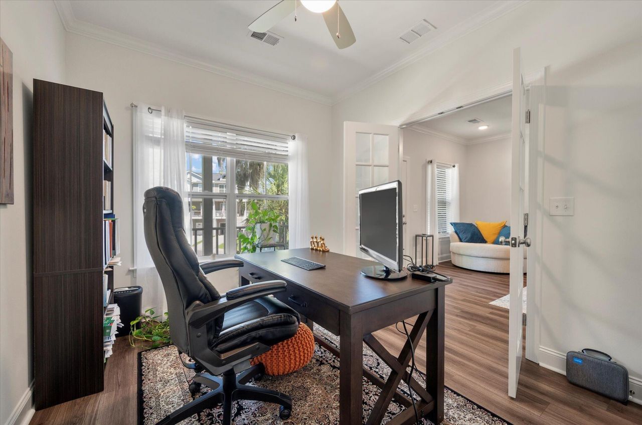 1418 Widows Court Photo 7