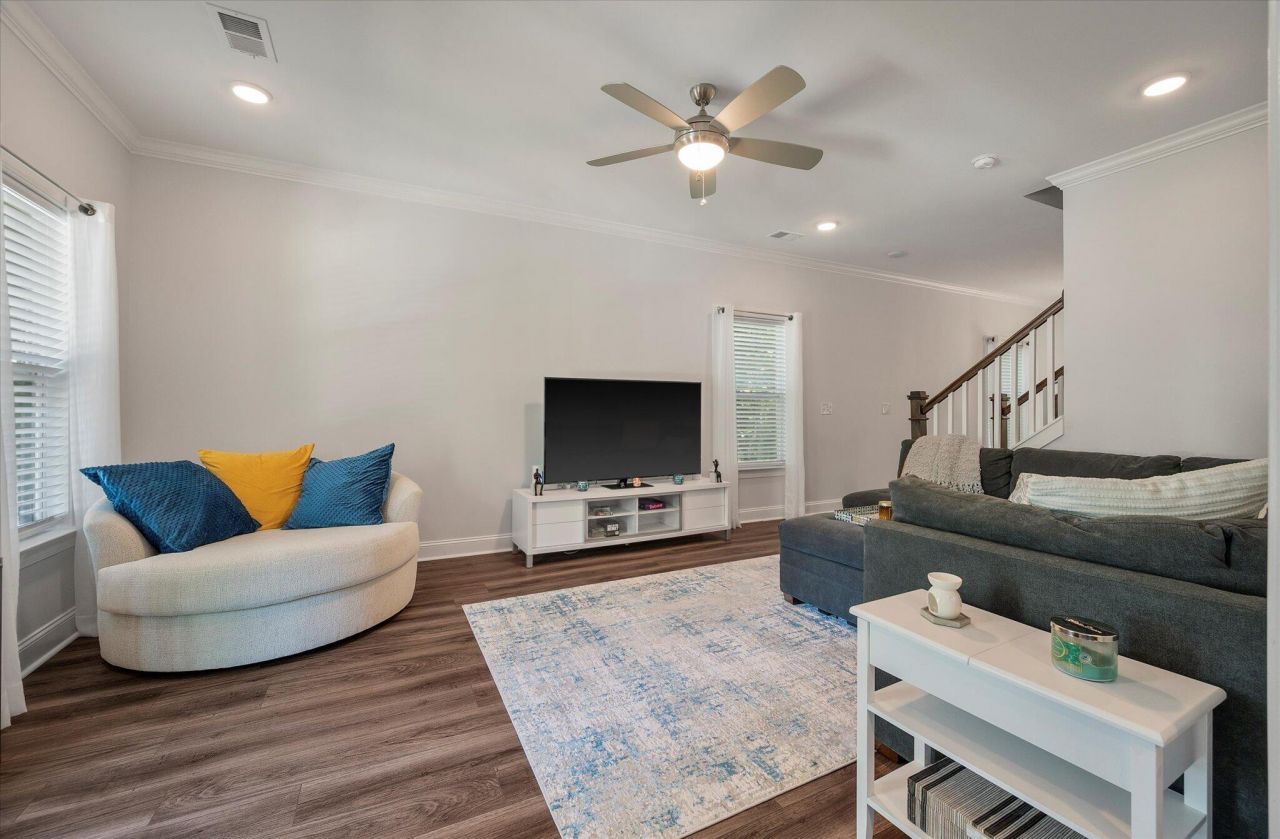 1418 Widows Court Photo 9