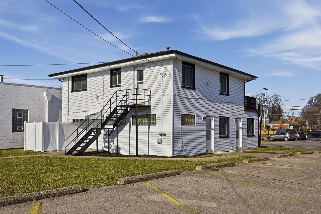 Please Call, Columbus, OH 43204