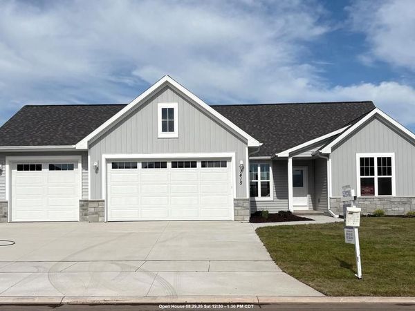 1415 DIVINITY DRIVE, De Pere, WI 54115