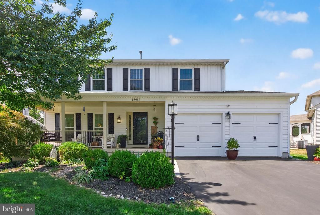 18687 Drummond Place, Leesburg, VA 20176 Main Photo