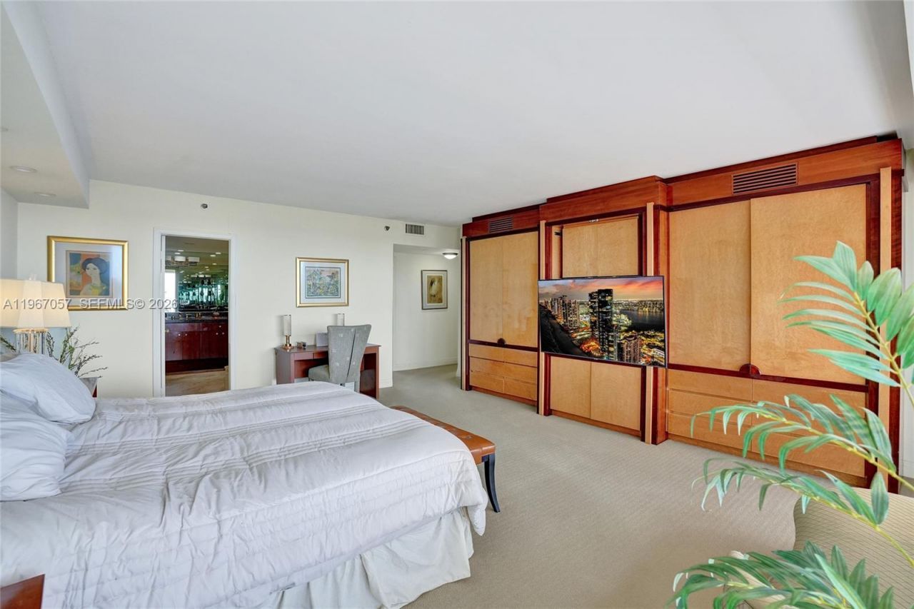 11113 Biscayne Blvd, Unit 1757, Miami, FL 33181 Photo