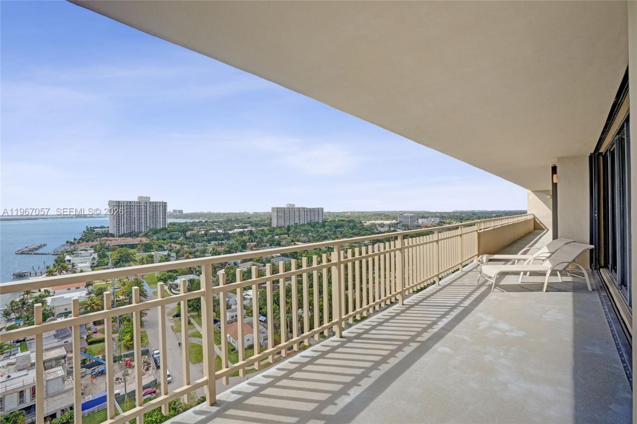 11113 Biscayne Blvd, Unit 1757, Miami, FL 33181 Photo