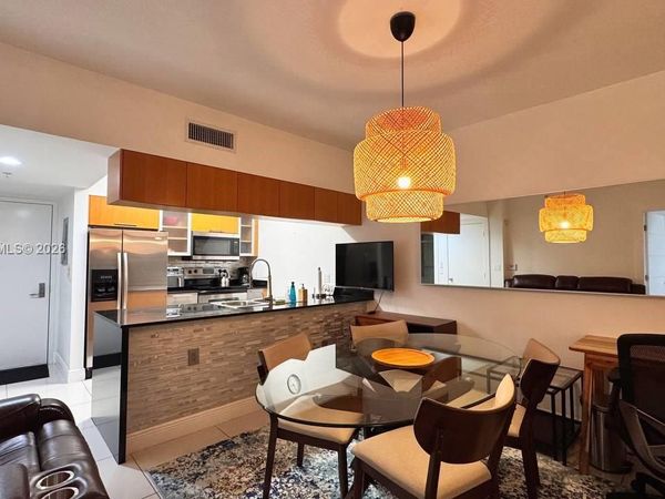 1750 N Bayshore Dr, Unit 1810, Miami, FL 33132