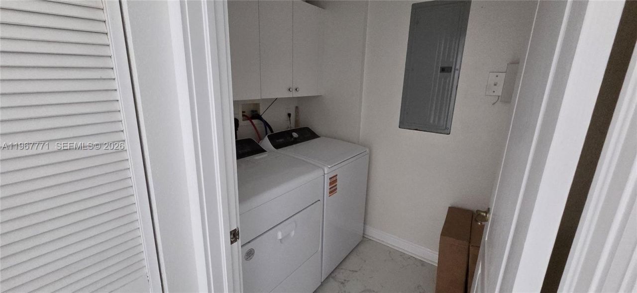 10700 NW 66th St , Unit 414, Doral, FL 33178 Photo