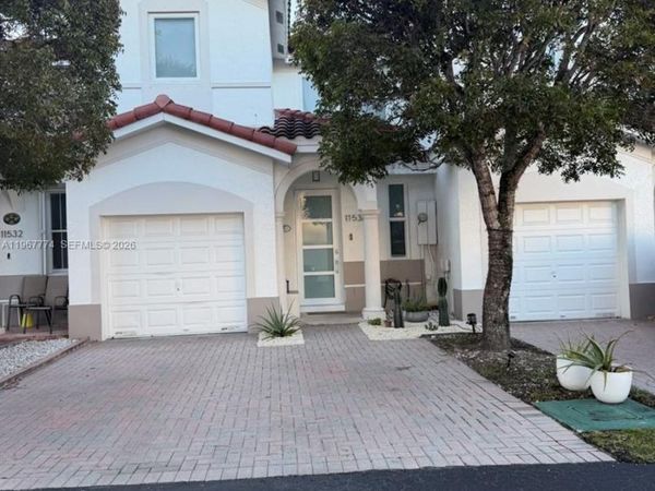 11536 NW 43rd Ter, Doral, FL 33178