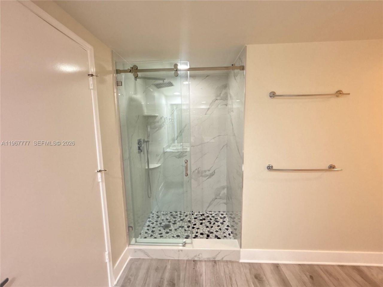 950 Brickell Bay Dr , Unit 2007, Miami, FL 33131 Photo