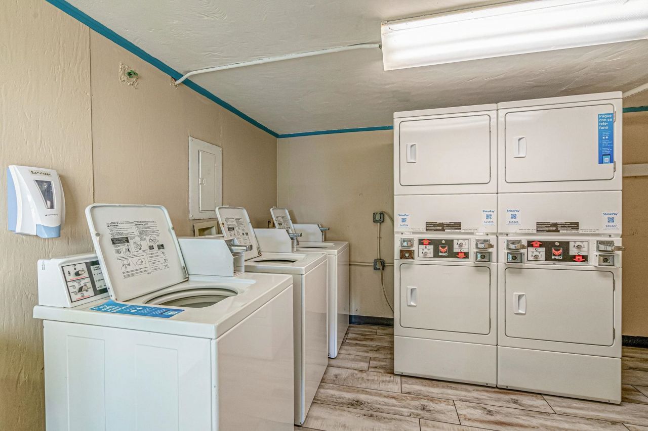 2310 N Ocean Blvd. Photo 29