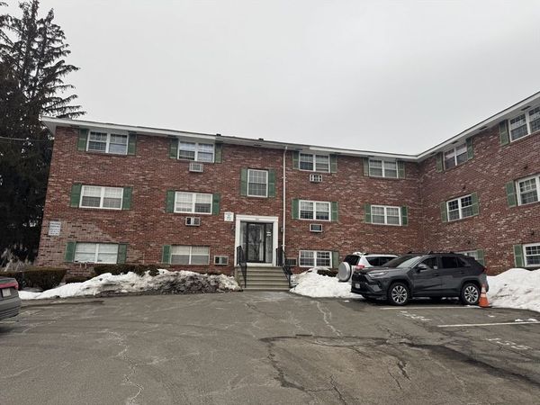 367 Hildreth Street, Unit 14, Lowell, MA 01850