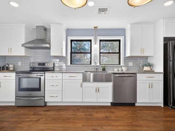 10 Chipman St, Unit 10, Medford, MA 02155