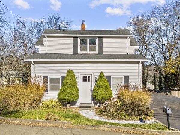 4 Bellview , Branford, CT 06405