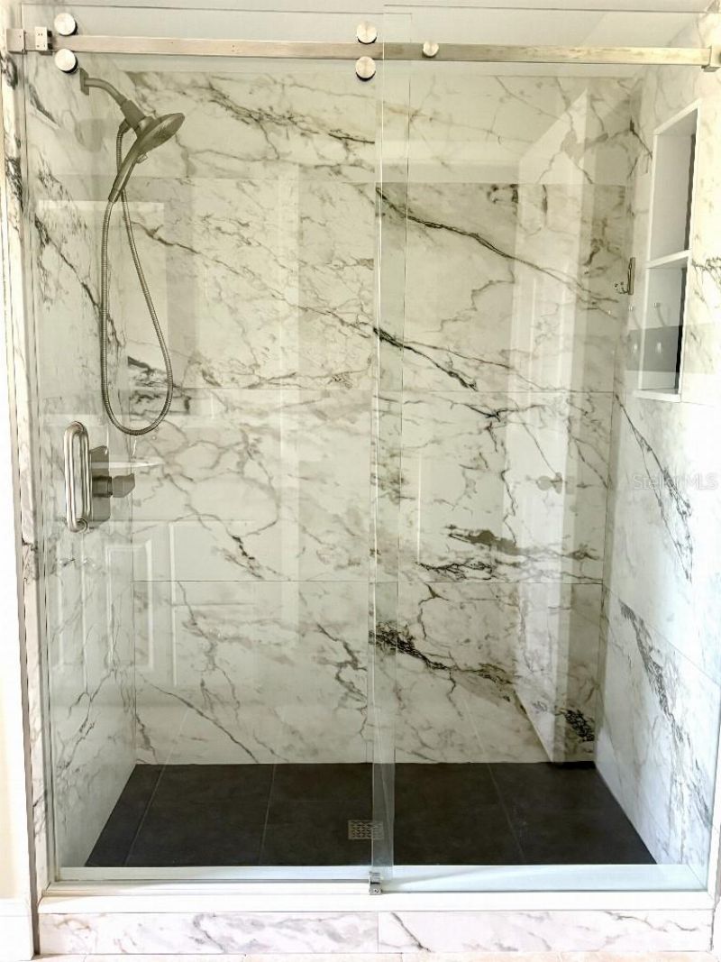 2563 Knotty Pine Way, Clearwater, FL 33761 Photo