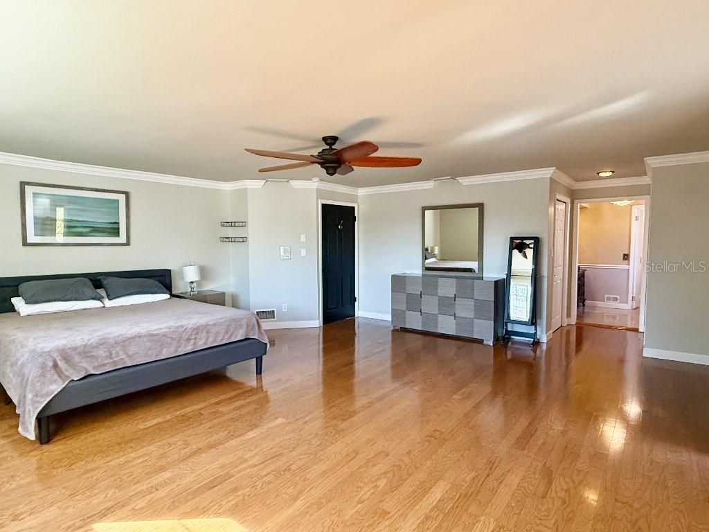 2563 Knotty Pine Way, Clearwater, FL 33761 Photo