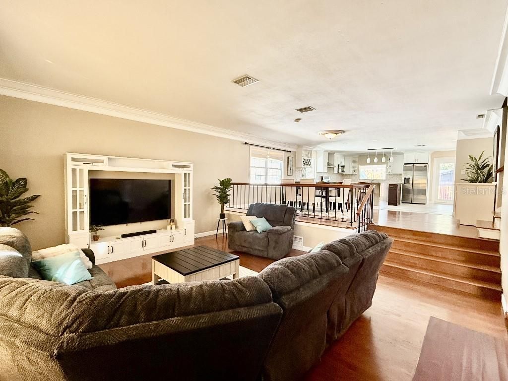 2563 Knotty Pine Way, Clearwater, FL 33761 Photo