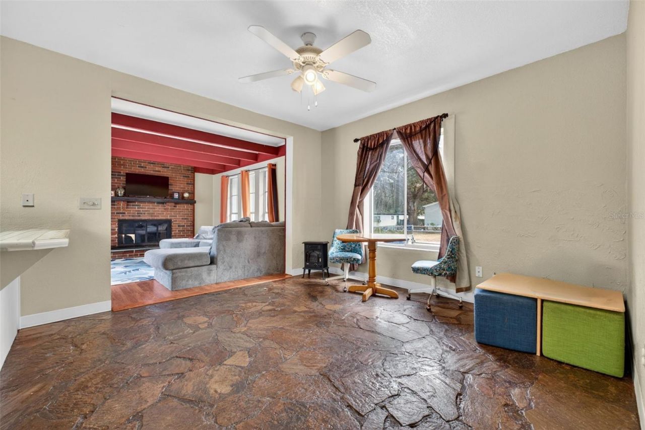 39243 Lizabeth Circle, Zephyrhills, FL 33542 Photo