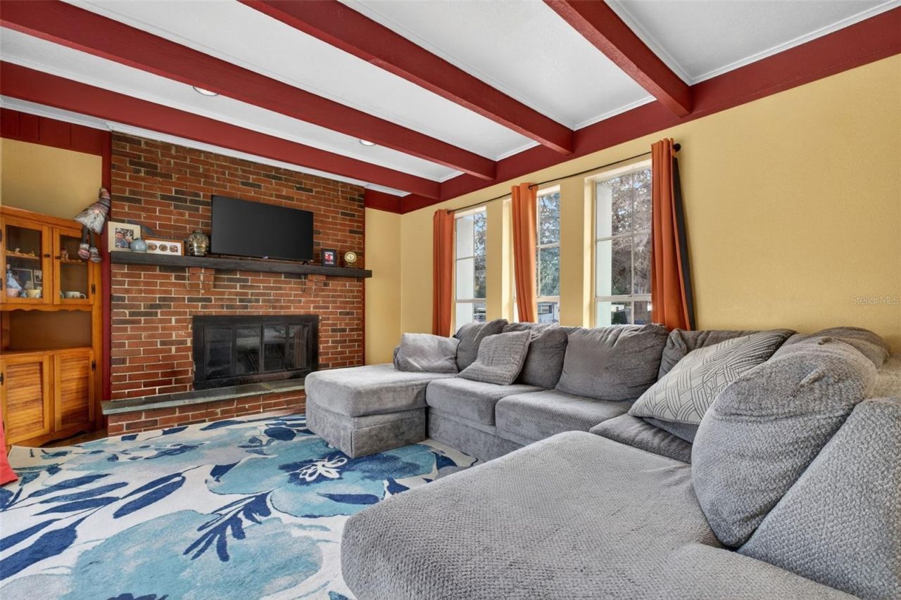 39243 Lizabeth Circle, Zephyrhills, FL 33542 Photo