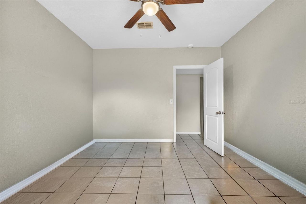 39243 Lizabeth Circle, Zephyrhills, FL 33542 Photo