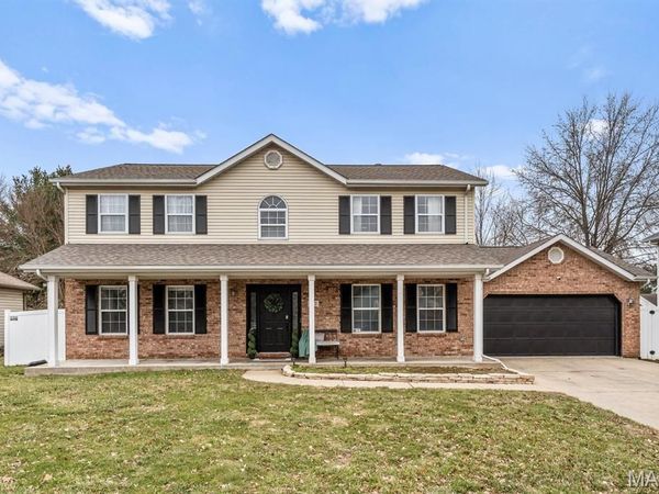 802 Baron Drive, Swansea, IL 62226