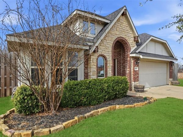 803 Lakeview Drive, Alvarado, TX 76009